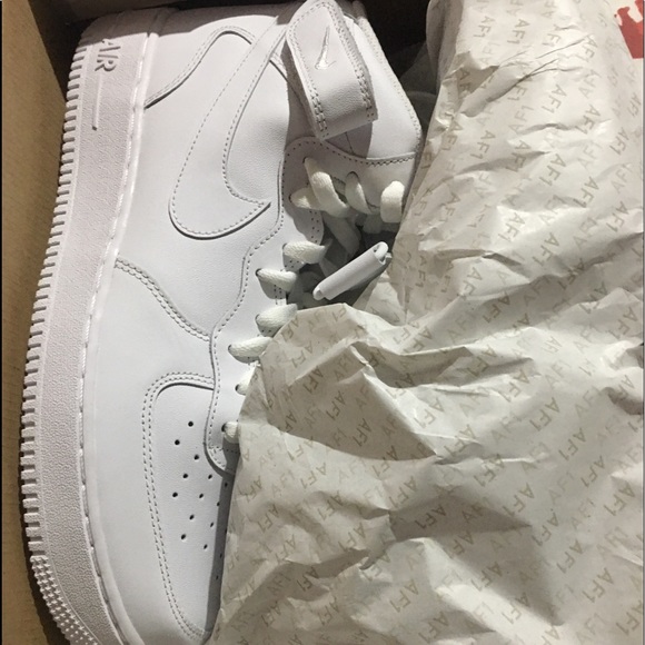 Brand new Nike Air Force ones mids - Picture 3 of 3